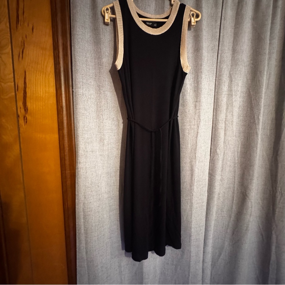 Simply Vera Vera Wang Black and gold Midi Dress - Picture 2 of 8